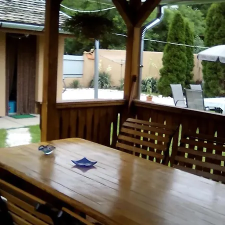 Csilla Apartment